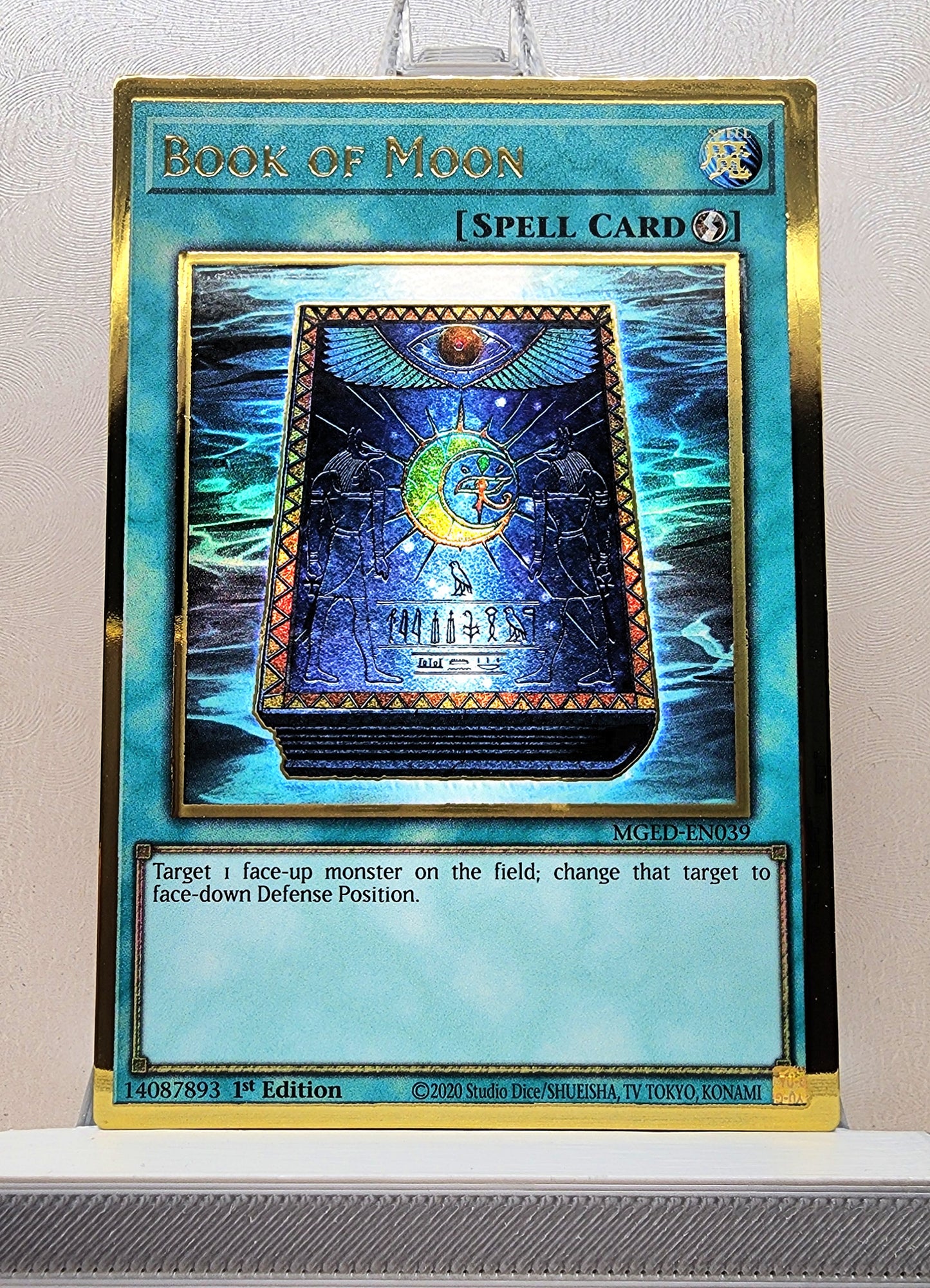 Yugioh! 1x Book of Moon (MGED - Premium Gold Rare) 1st Edition