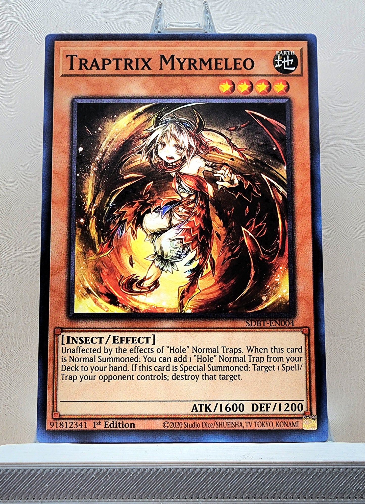 Yugioh! Structure Deck: Beware of Traptrix Singles (SDBT - Common) 1st Edition