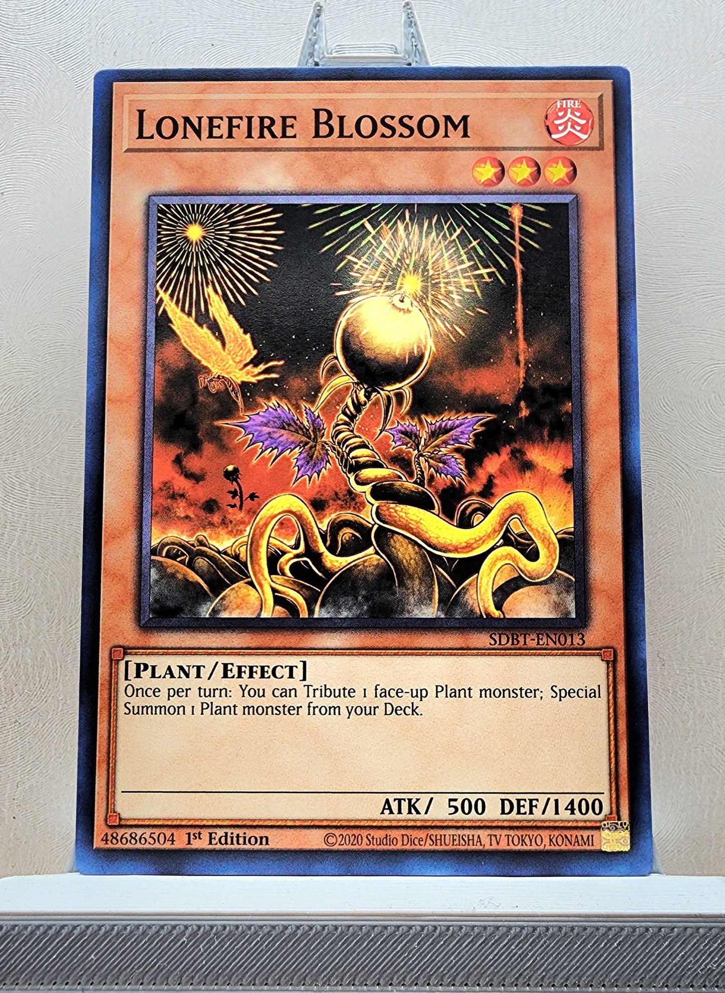 Yugioh! Structure Deck: Beware of Traptrix Singles (SDBT - Common) 1st Edition