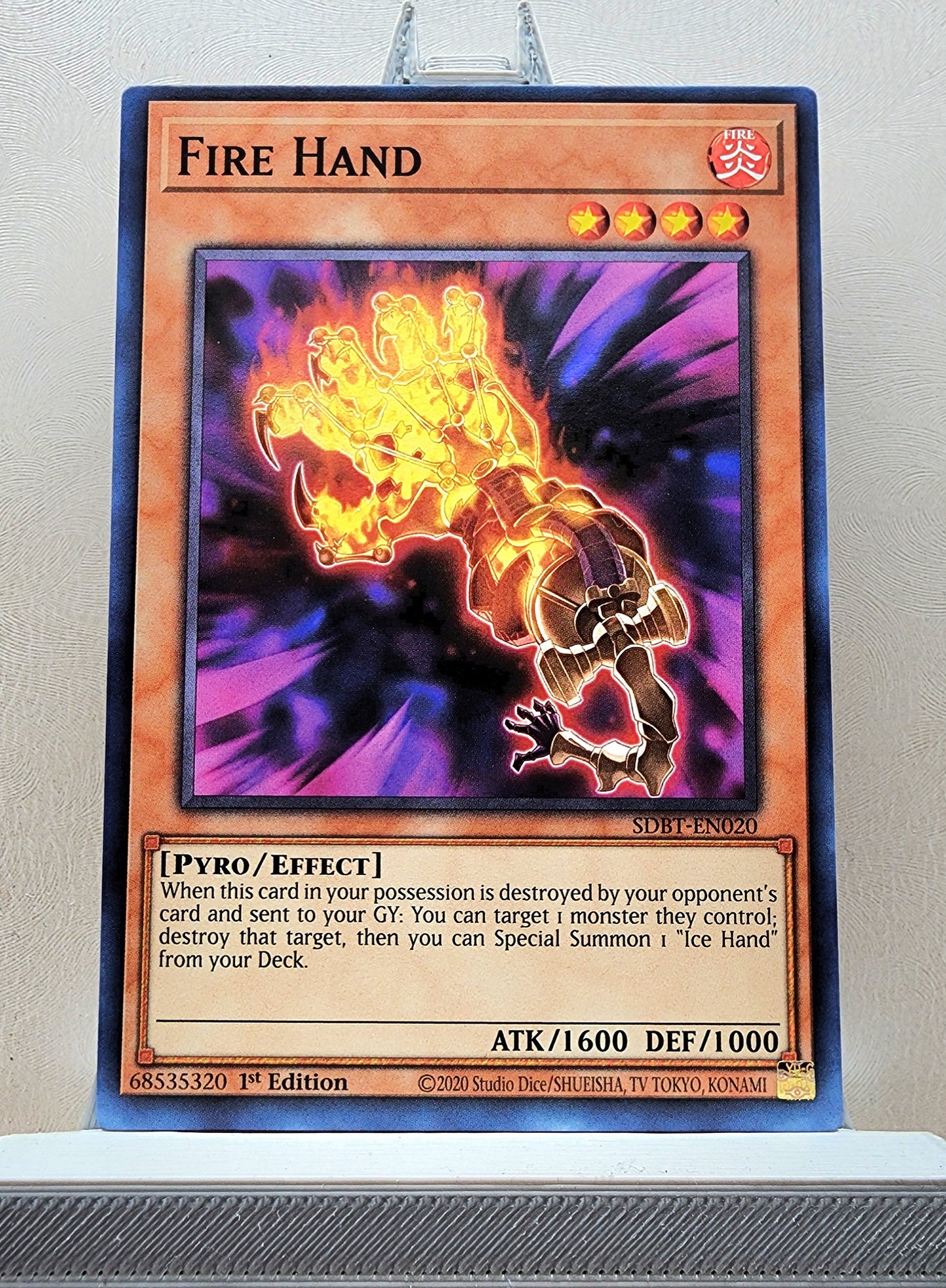 Yugioh! Structure Deck: Beware of Traptrix Singles (SDBT - Common) 1st Edition