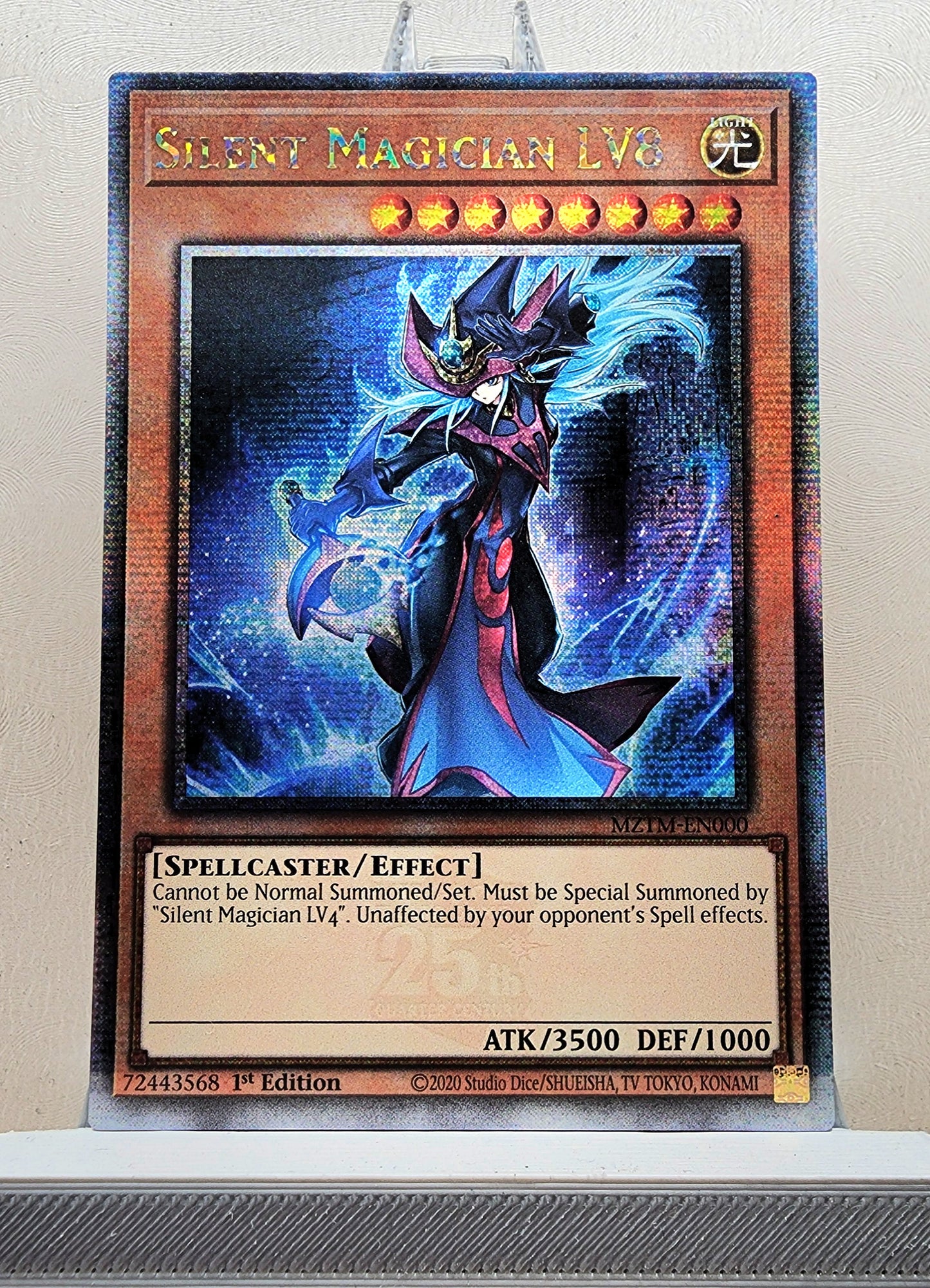 Yugioh! 1x Silent Magician LV8 (MZTM - Quarter Century Secret Rare) 1st Edition