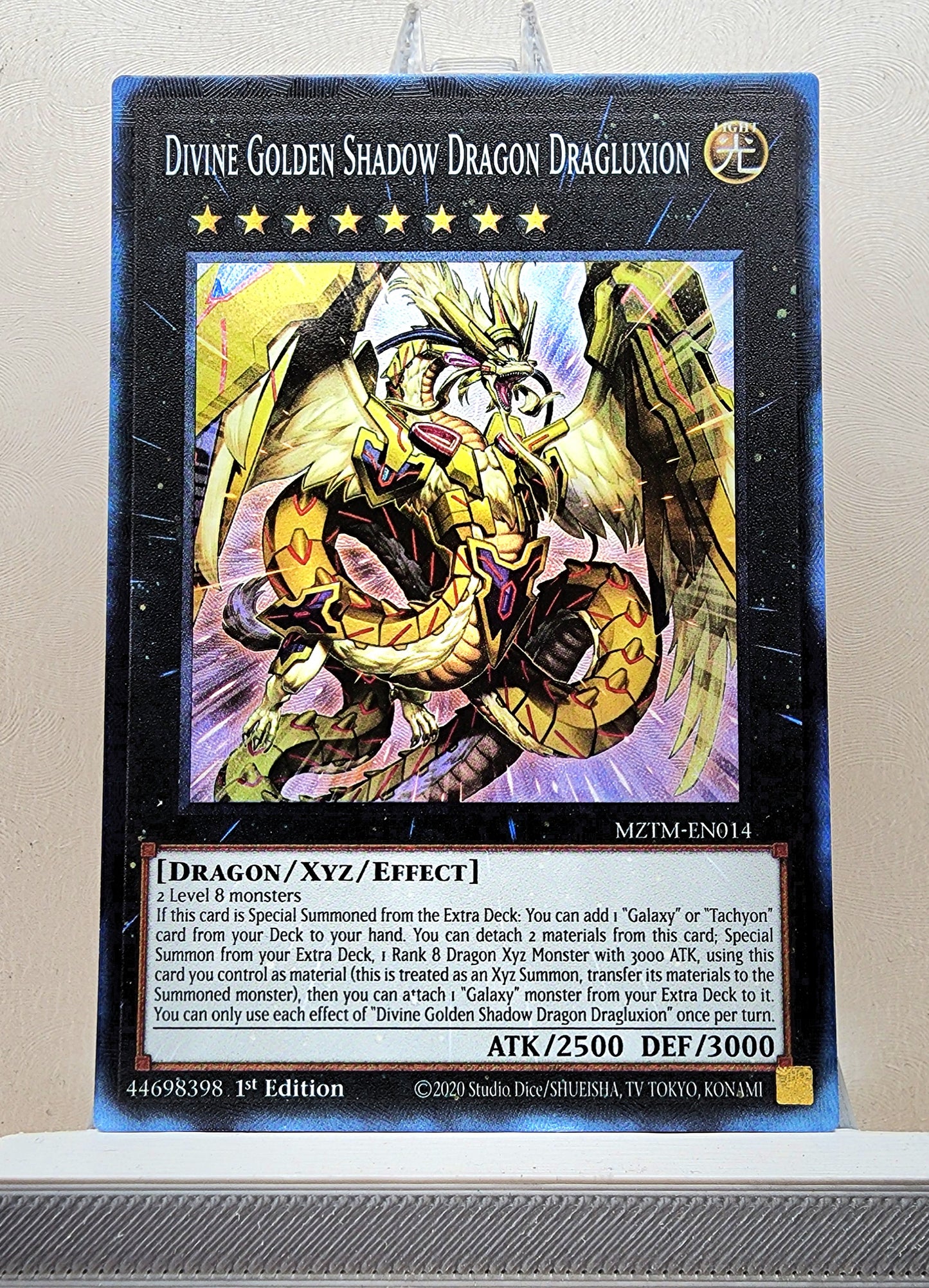 Yugioh! 1x Divine Golden Shadow Dragon Dragluxion (MZTM - Collectors Rare) 1st Edition