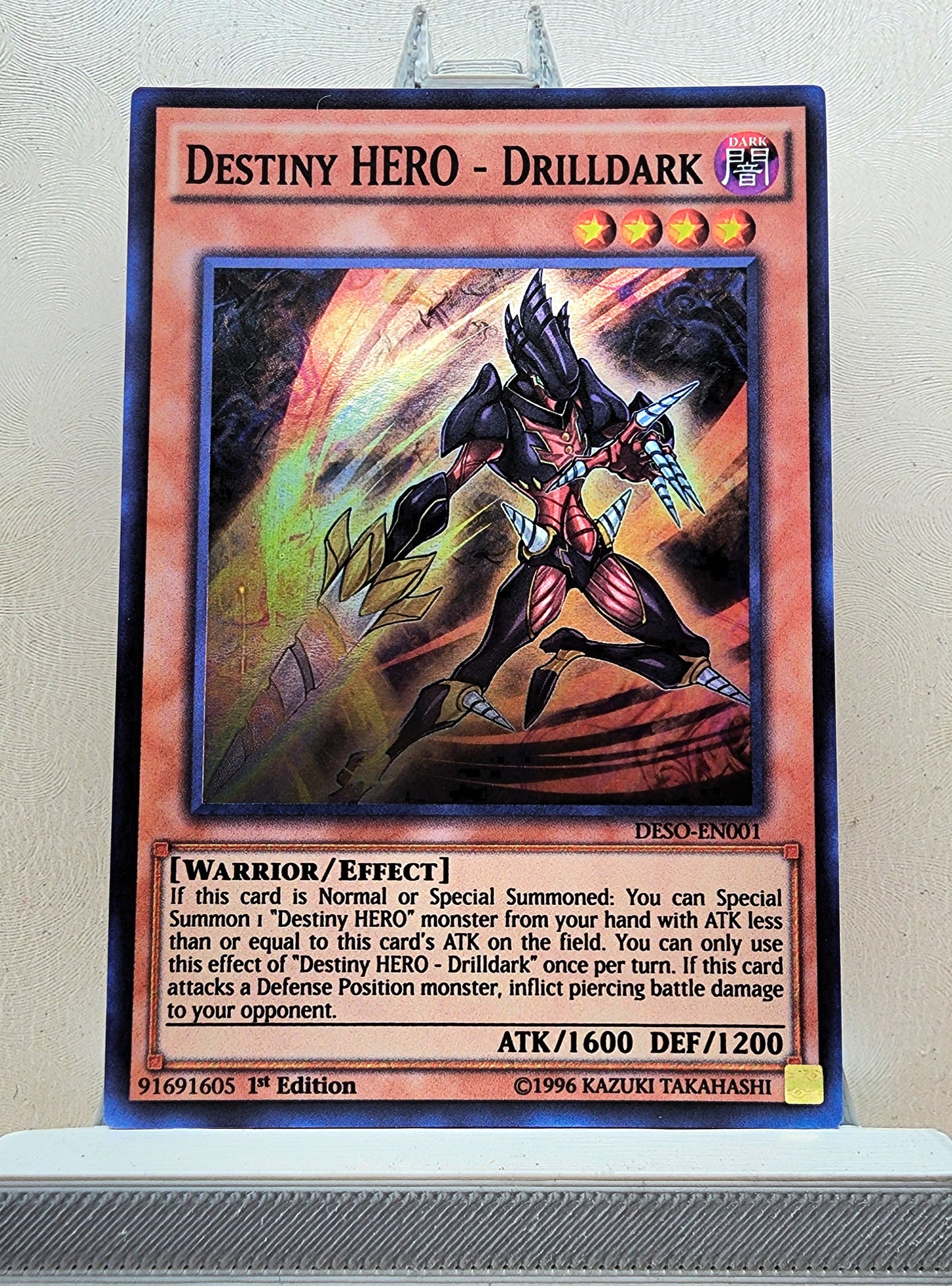 Yugioh! 1x Destiny HERO - Drilldark (DESO - Super Rare) 1st Edition