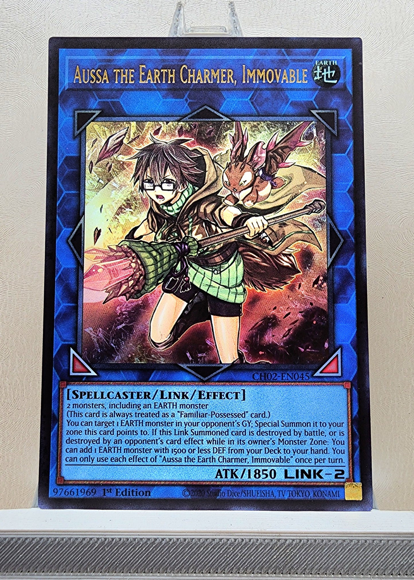Yugioh! 1x Aussa the Earth Charmer, Immovable (CH02 - Ultra Rare) 1st Edition