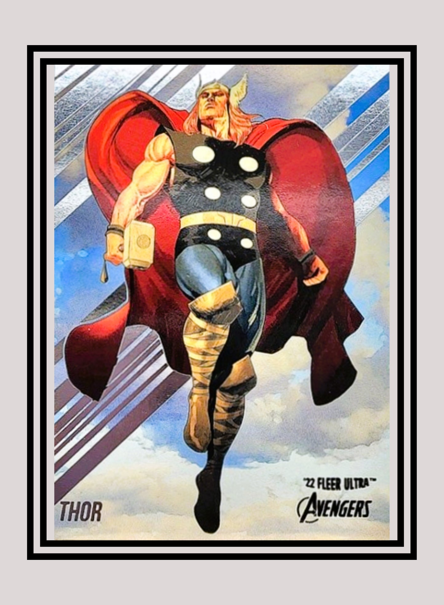 Marvel! 1x Thor - Base (#77 - 2022 Fleer Ultra Avengers)