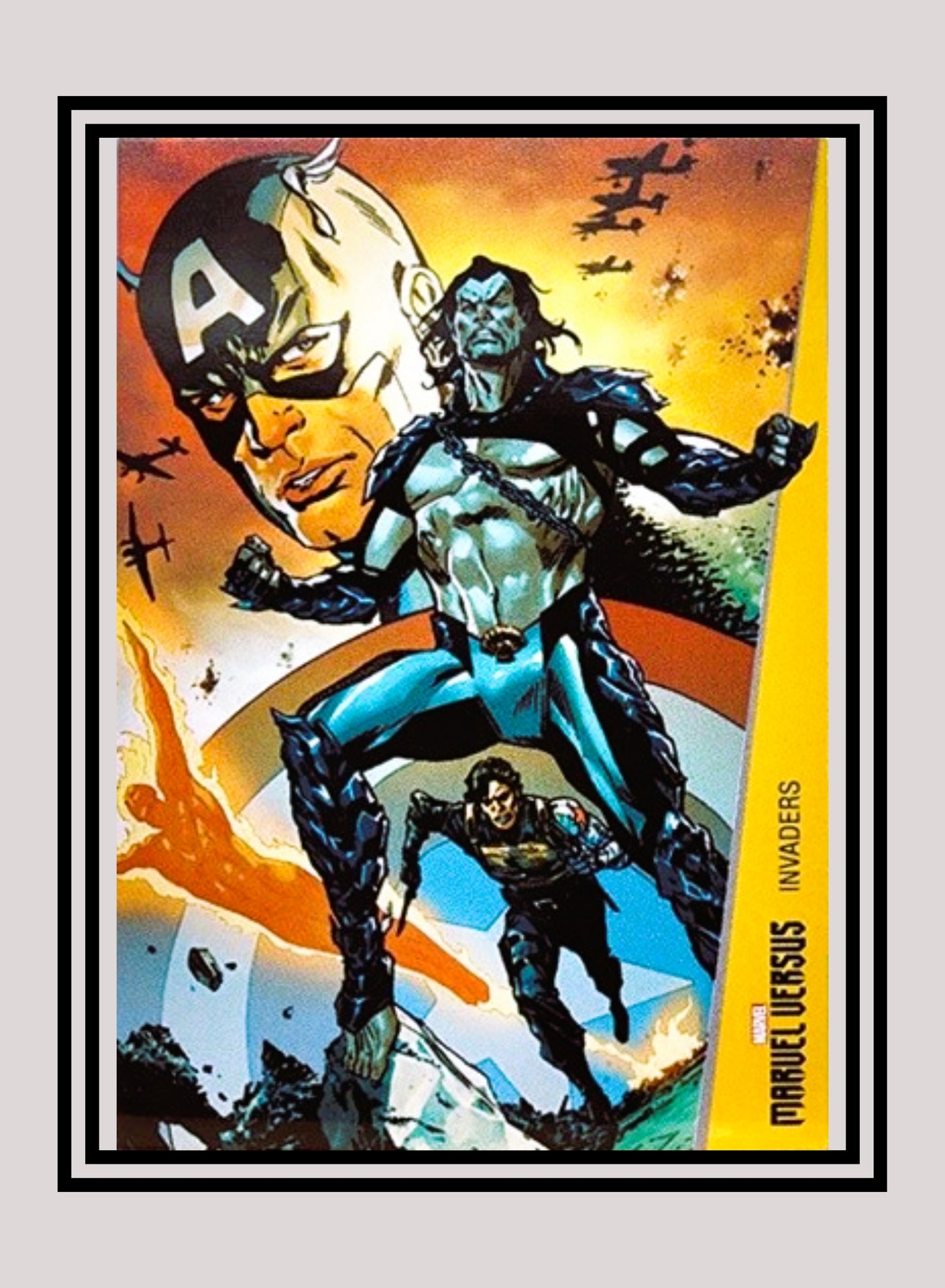 Marvel! 1x Invaders - Base (#105 - 2022 Panini Marvel Versus)