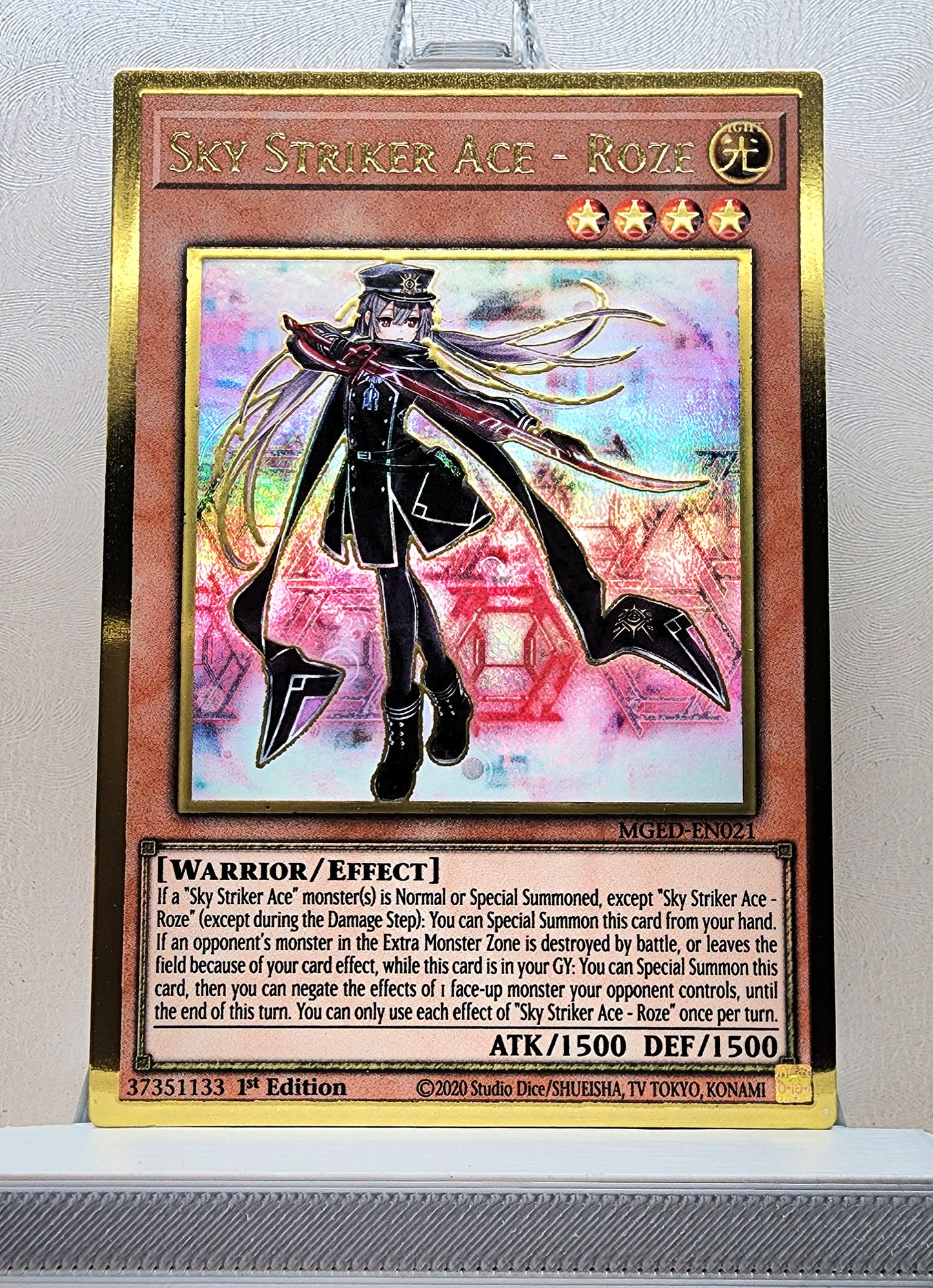 Yugioh! 1x Sky Striker Ace - Roze (MGED - Premium Gold Rare) 1st Edition