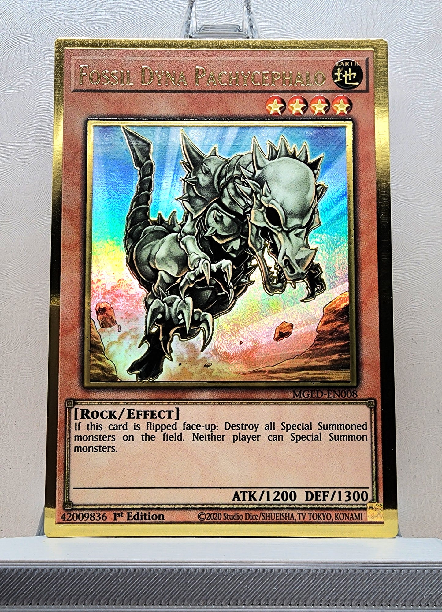 Yugioh! 1x Fossil Dyna Pachycephalo (MGED - Premium Gold Rare) 1st Edition