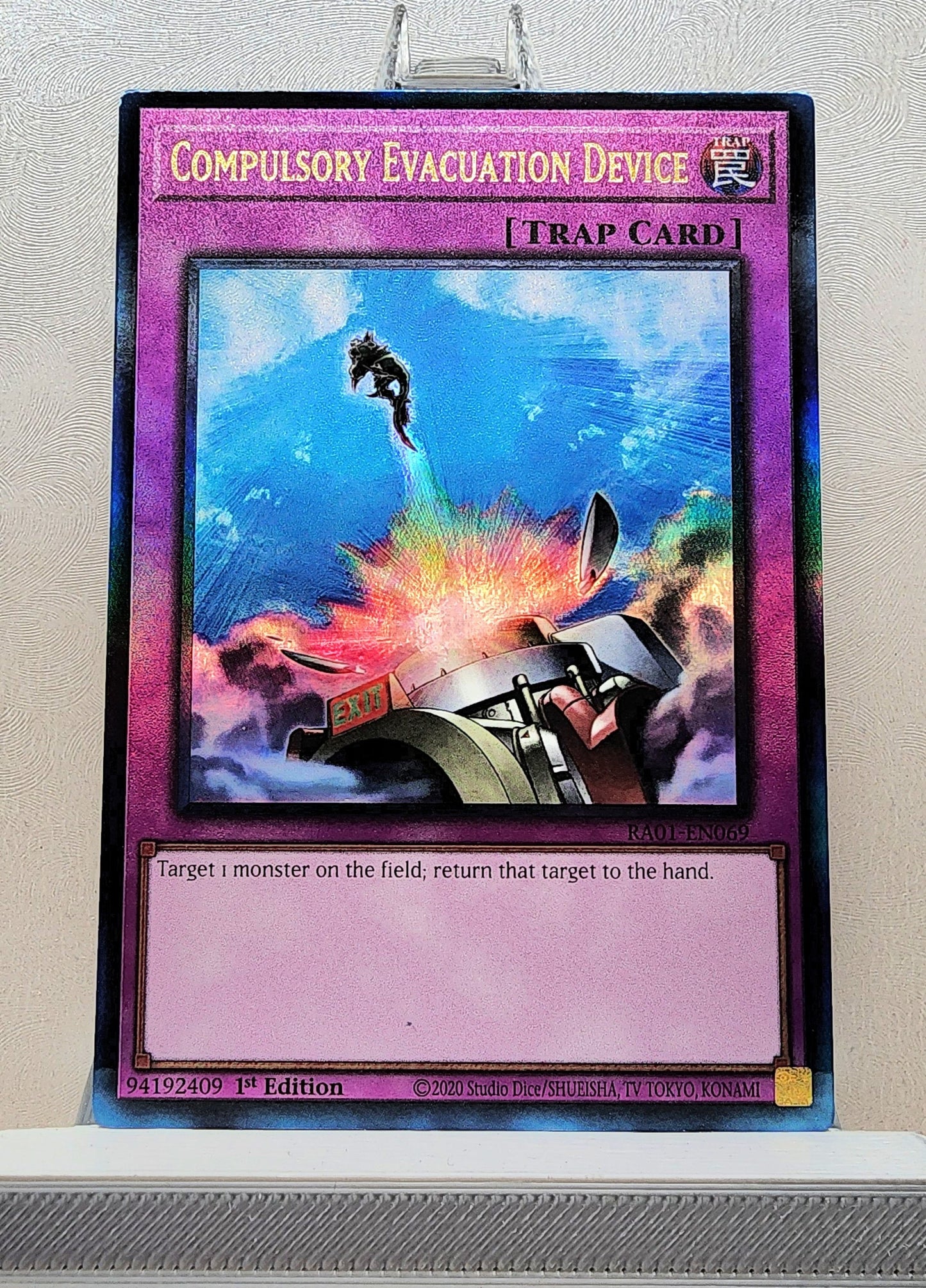 Yugioh! 1x Compulsory Evacuation Device (RA01 - Prismatic Ultimate Rare) 1st Edition