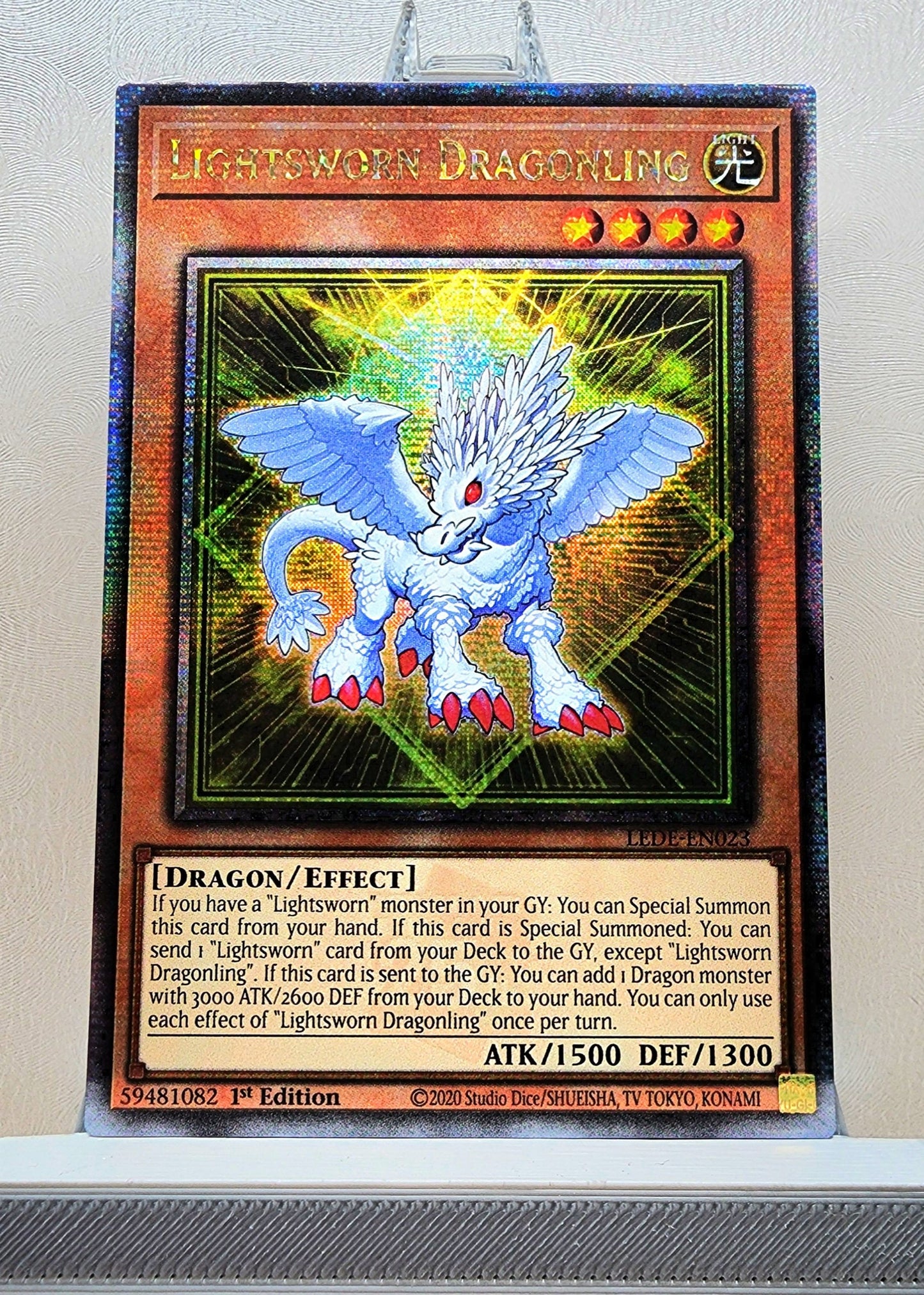 Yugioh! 1x Lightsworn Dragonling (LEDE - Quarter Century Secret Rare) 1st Edition