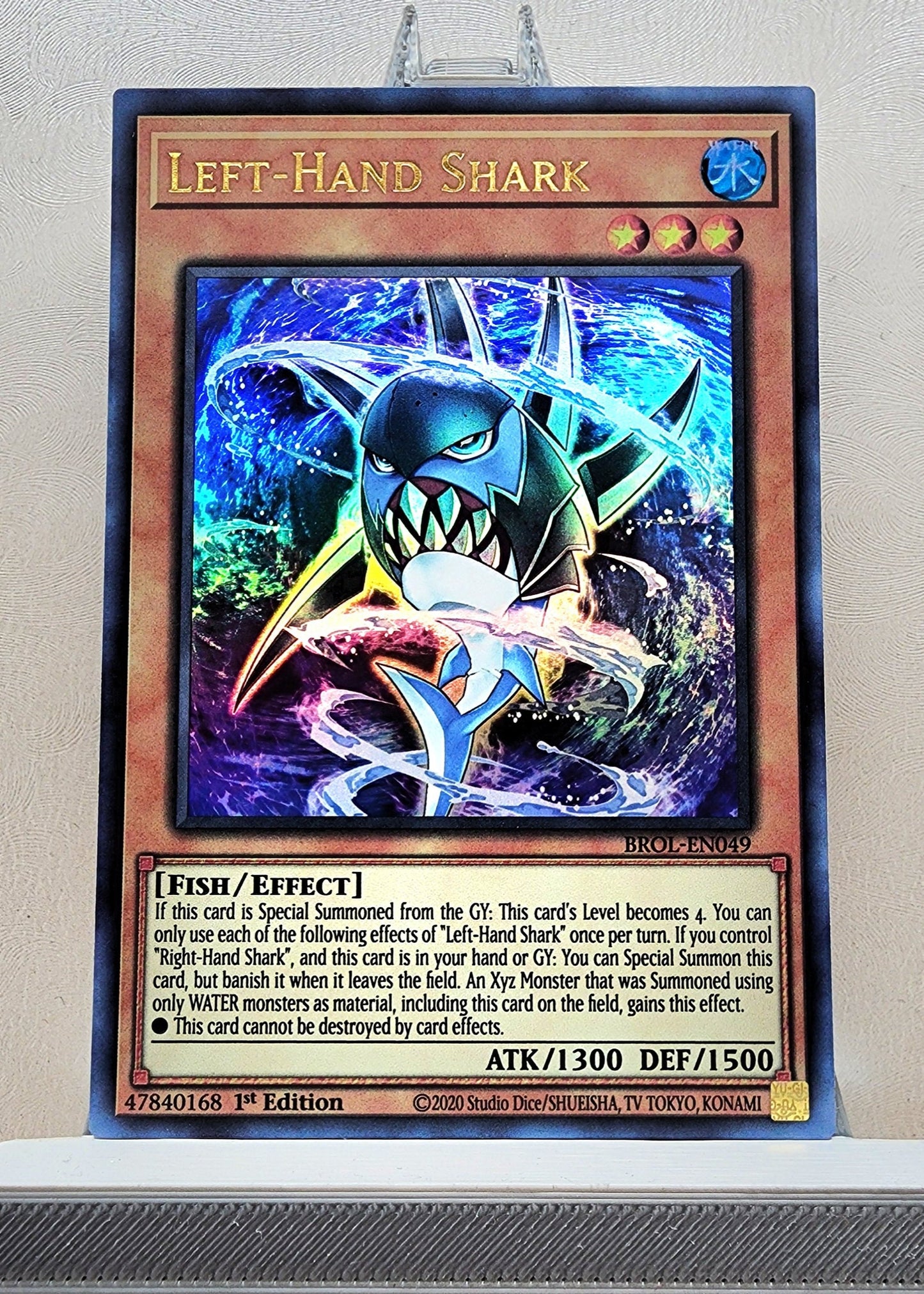 Yugioh! 1x Left-Hand Shark (BROL - Ultra Rare) 1st Edition (Copy)