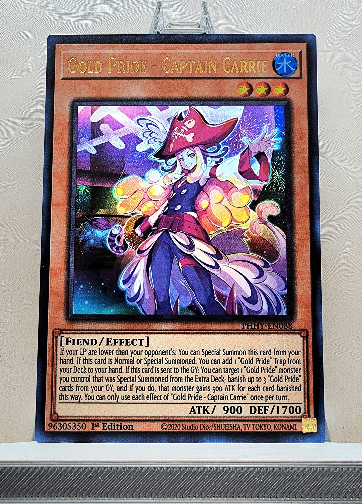 Yugioh! 1x Gold Pride - Captain Carrie (PHHY - Ultra Rare) 1st Edition