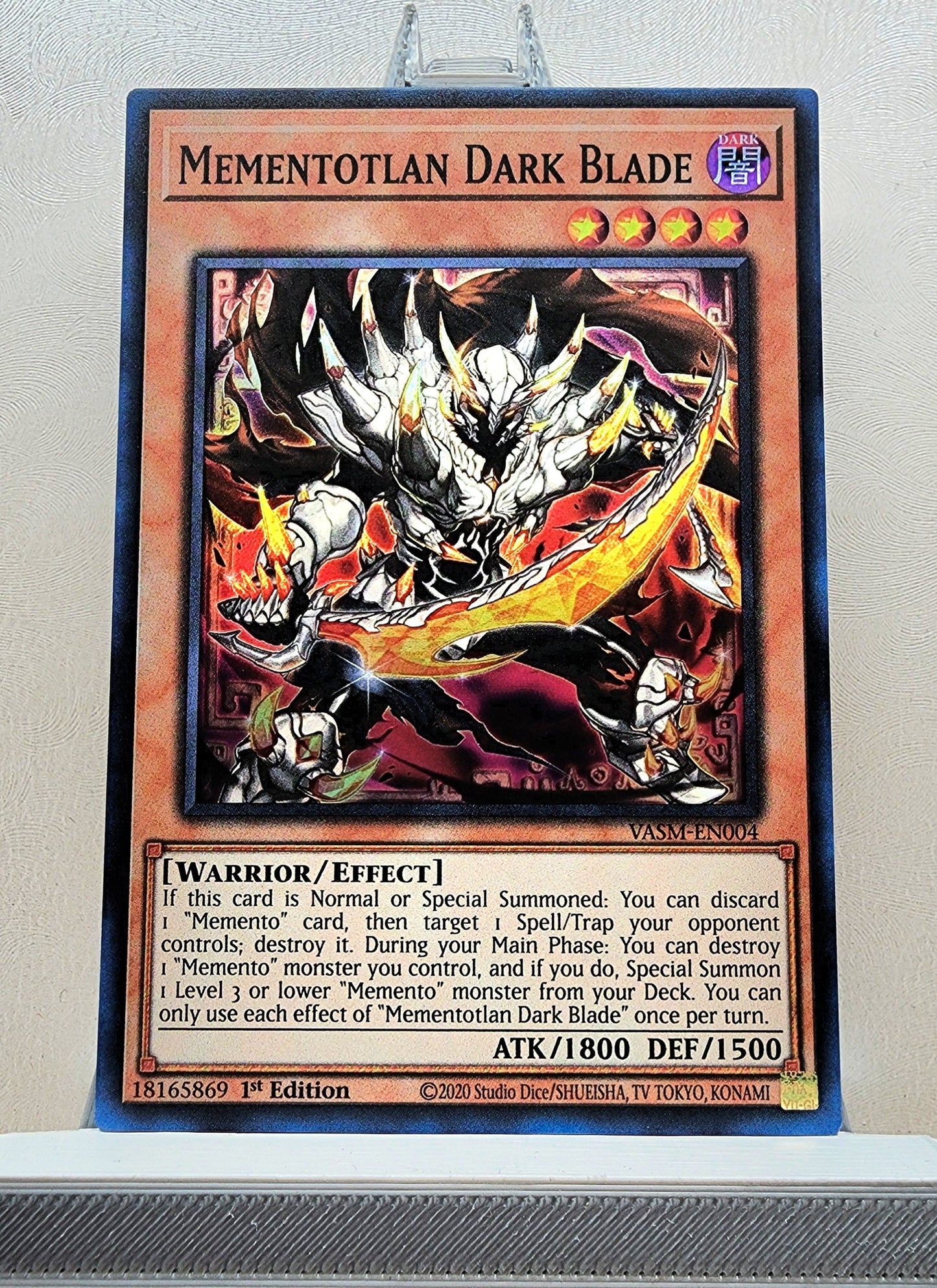 Yugioh! 1x Mementotlan Dark Blade (VASM - Super Rare) 1st Edition