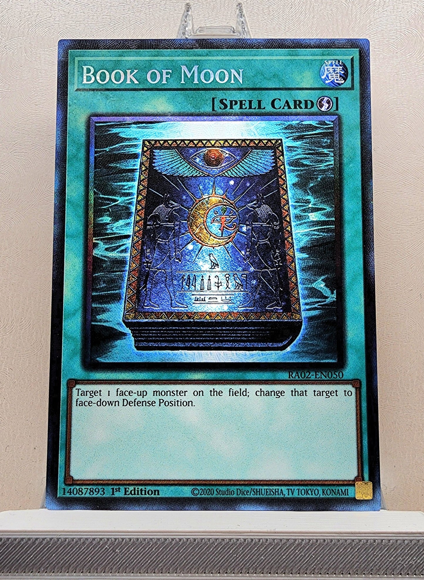 Yugioh! 1x Book of Moon (RA02 - Prismatic Collectors Rare) 1st Edition