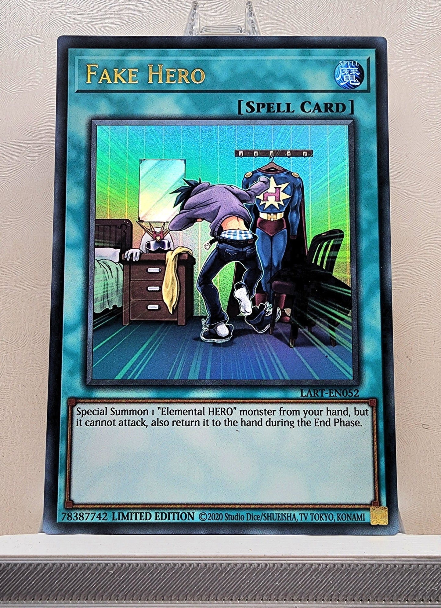 Yugioh! 1x Fake Hero (LART - Ultra Rare) Limited Edition