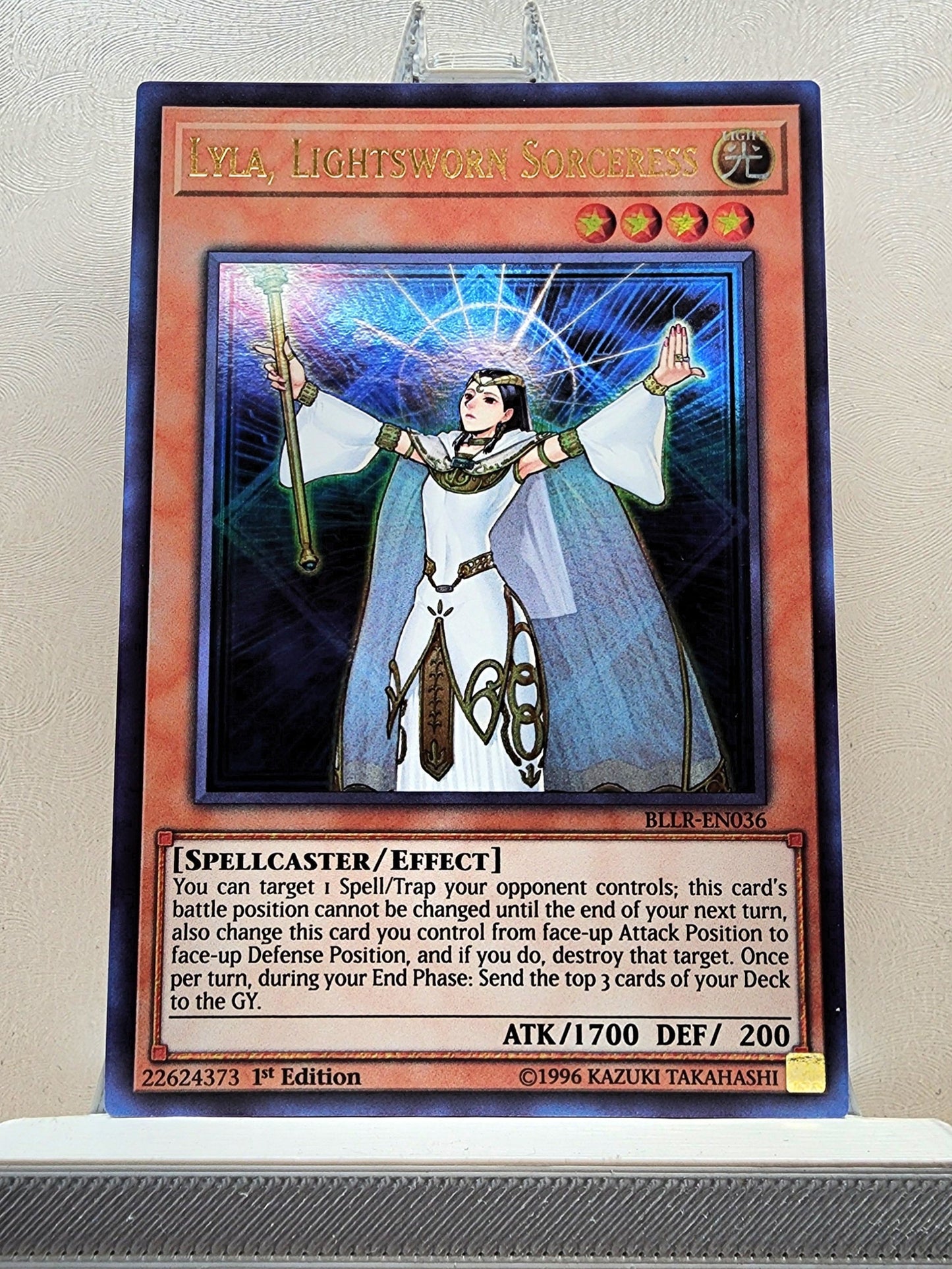 Yugioh! 1x Lyla, Lightsworn Sorceress (BLLR - Ultra Rare) 1st Edition