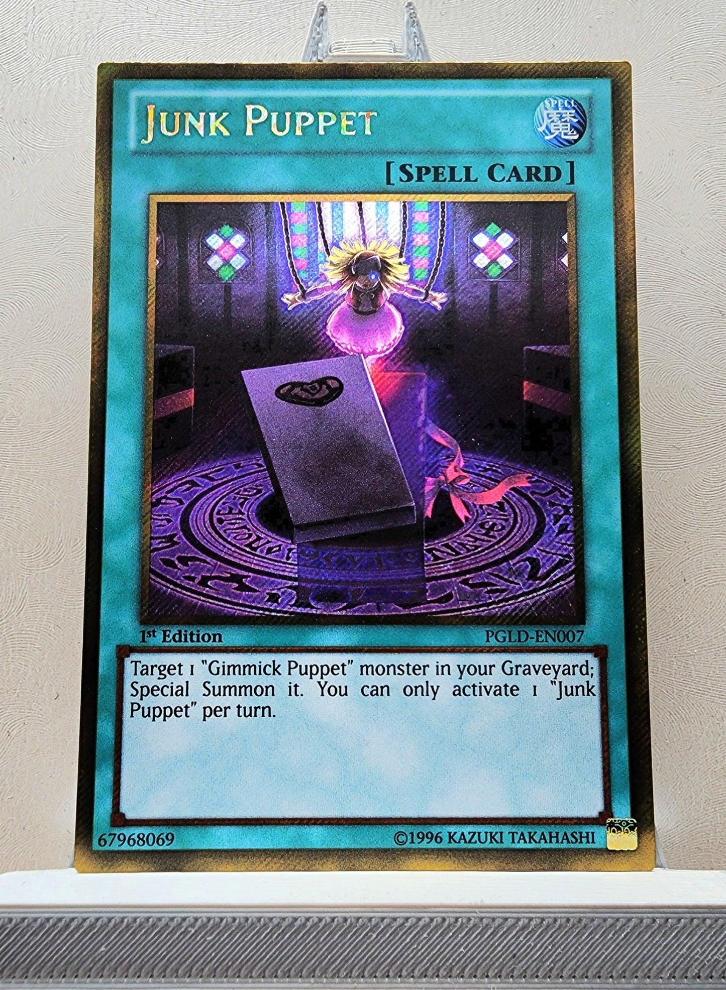 Yugioh! 1x Junk Puppet (PGLD - Gold Secret Rare) 1st Edition