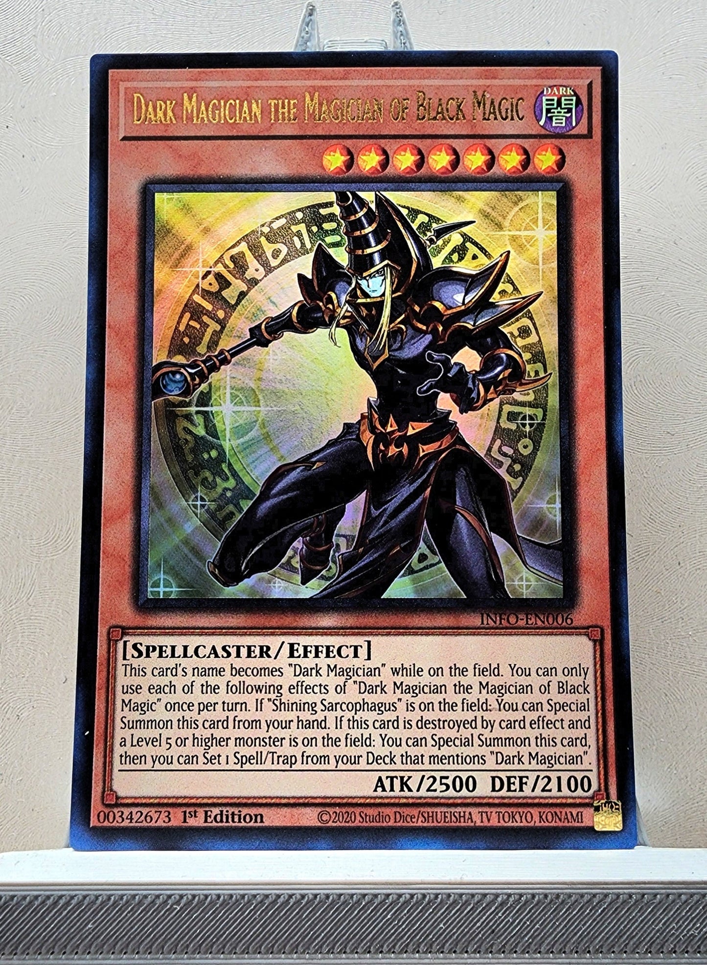 Yugioh! 1x Dark Magician the Magician of Black Magic (INFO - Ultra Rare) 1st Edition