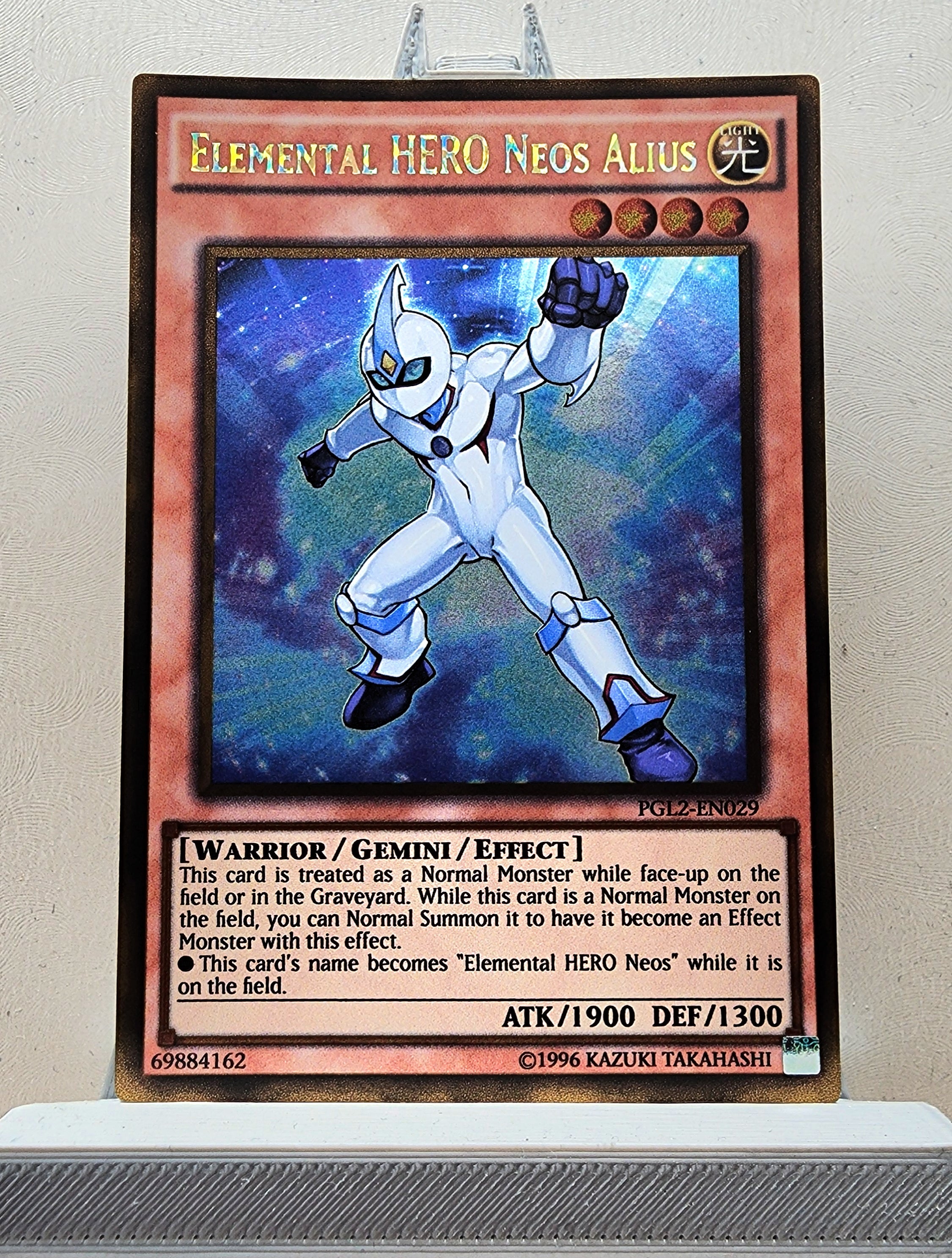 Yugioh! 1x Elemental Hero Neos Alius (PGL2 - Gold Rare) Unli Edition ...