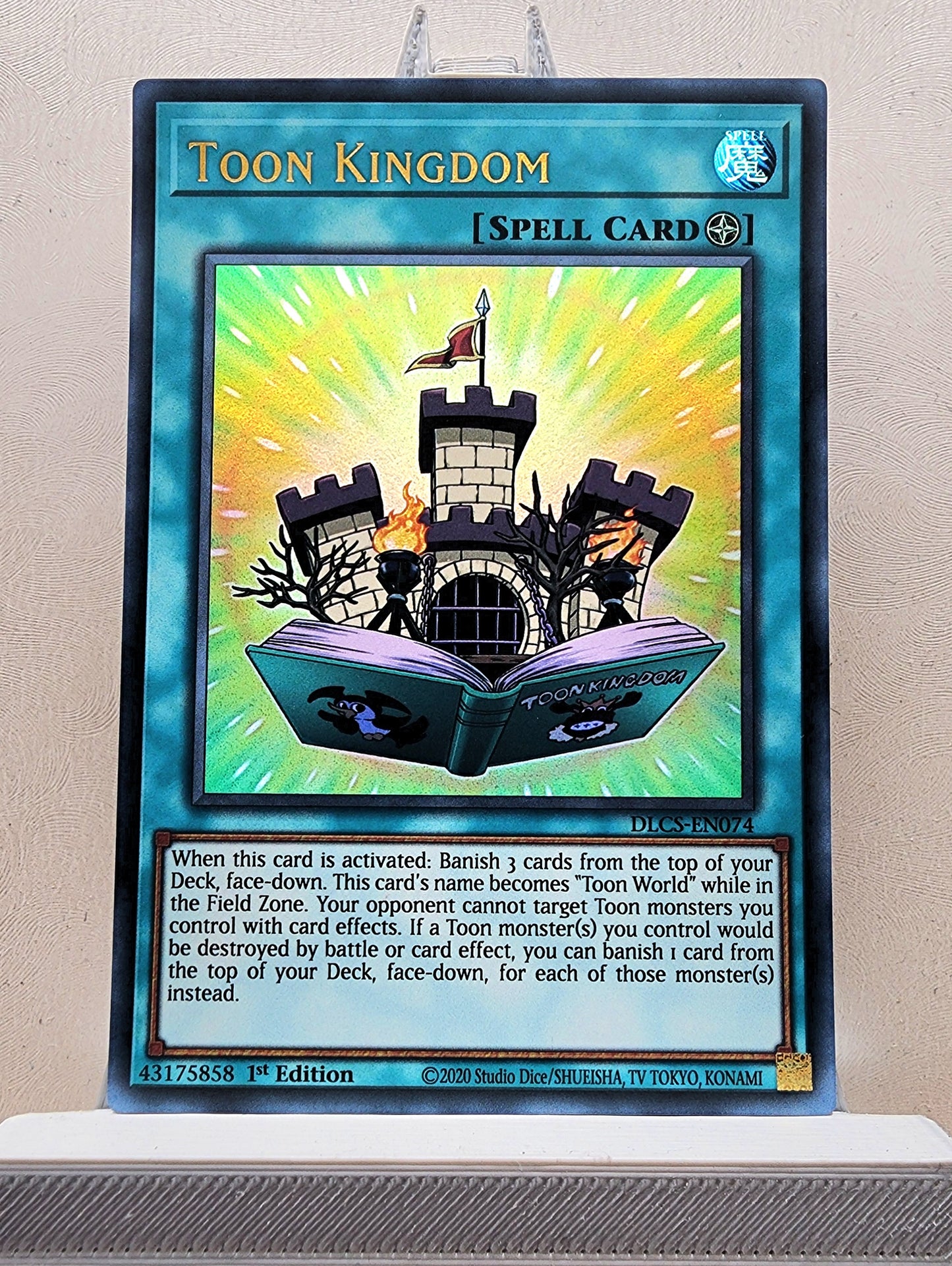 Yugioh! 1x Toon Kingdom (DLCS - Ultra Rare) 1st Edition