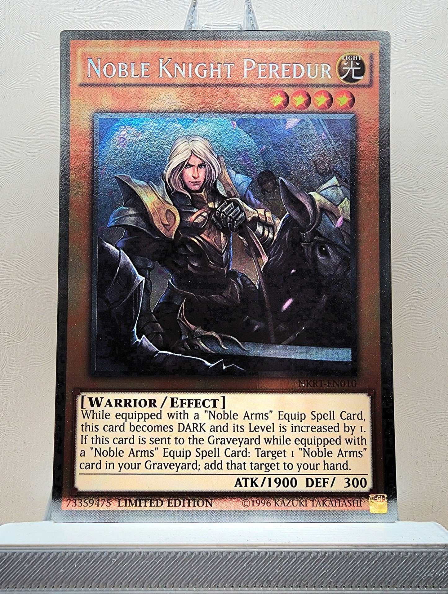 Yugioh! 1x Noble Knight Peredur (NKRT - Platinum Rare) Limited Edition