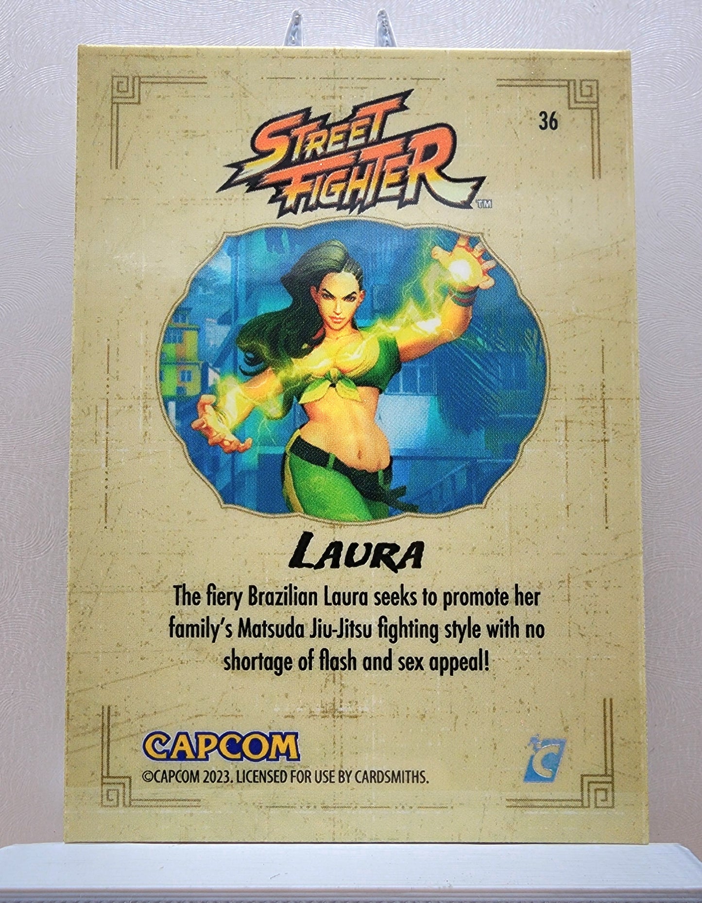 Street Fighter! 1x Laura - Rainbow Holofoil (#36 - 2023 Cardsmiths Street Fighter Series One)