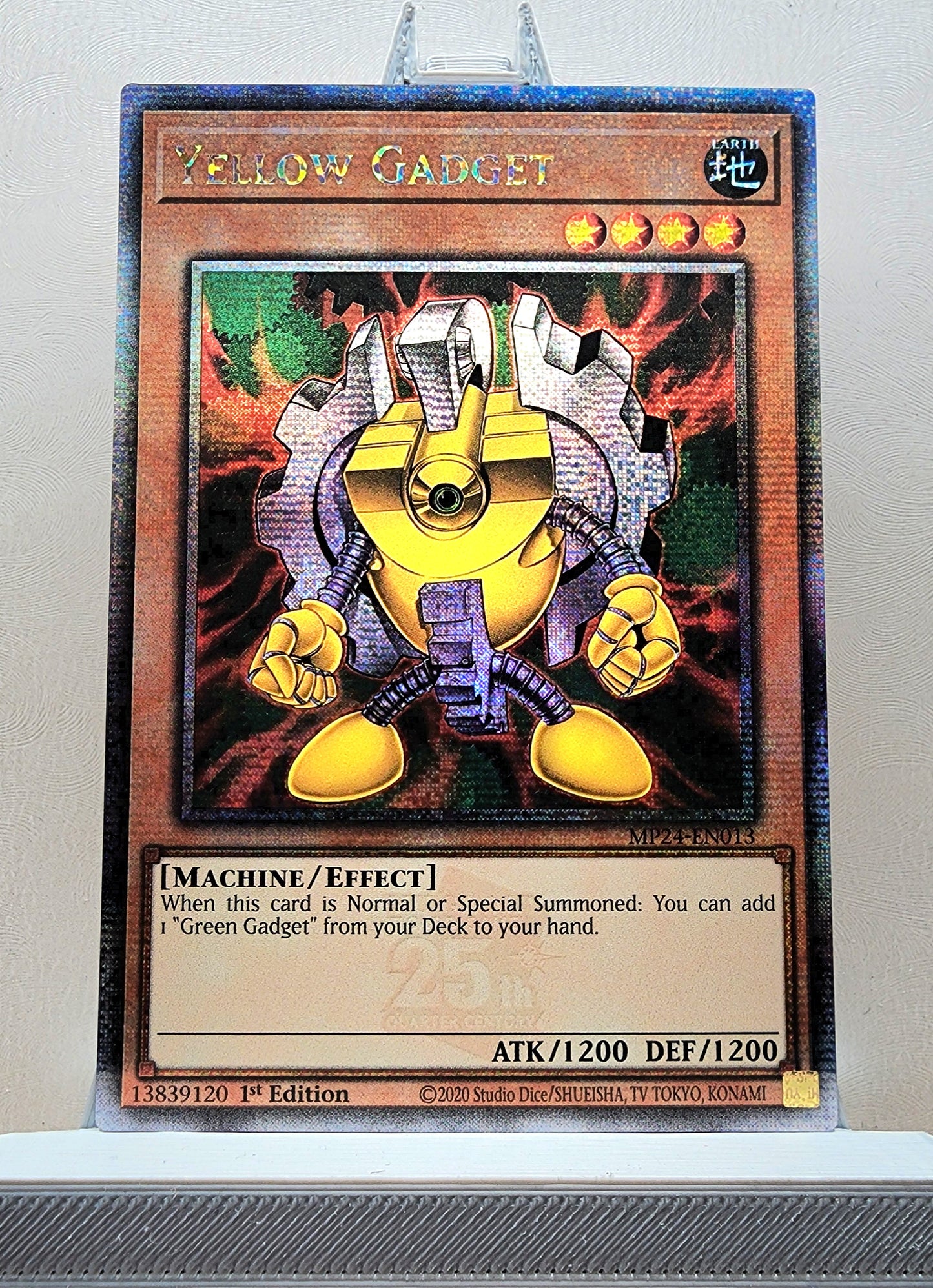 Yugioh! 1x Yellow Gadget (MP24 - Quarter Century Secret Rare) 1st Edition