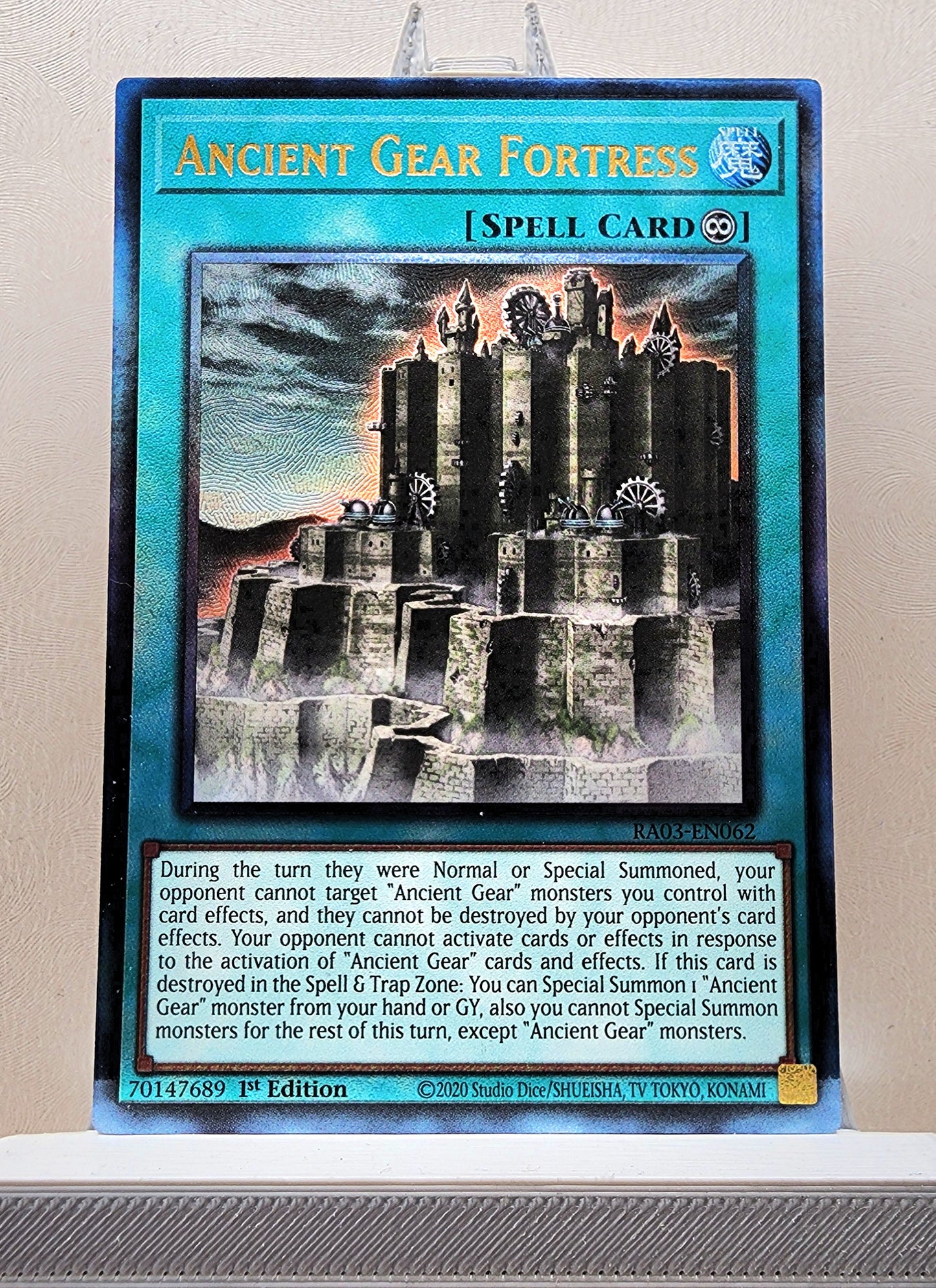 Yugioh! 1x Ancient Gear Fortress (RA03 - Prismatic Ultimate Rare) 1st Edition