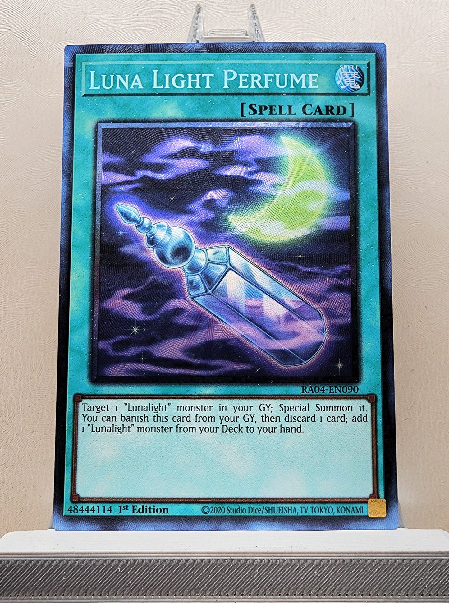 Yugioh! 1x Luna Light Perfume (RA04 - Prismatic Collectors Rare) 1st Edition