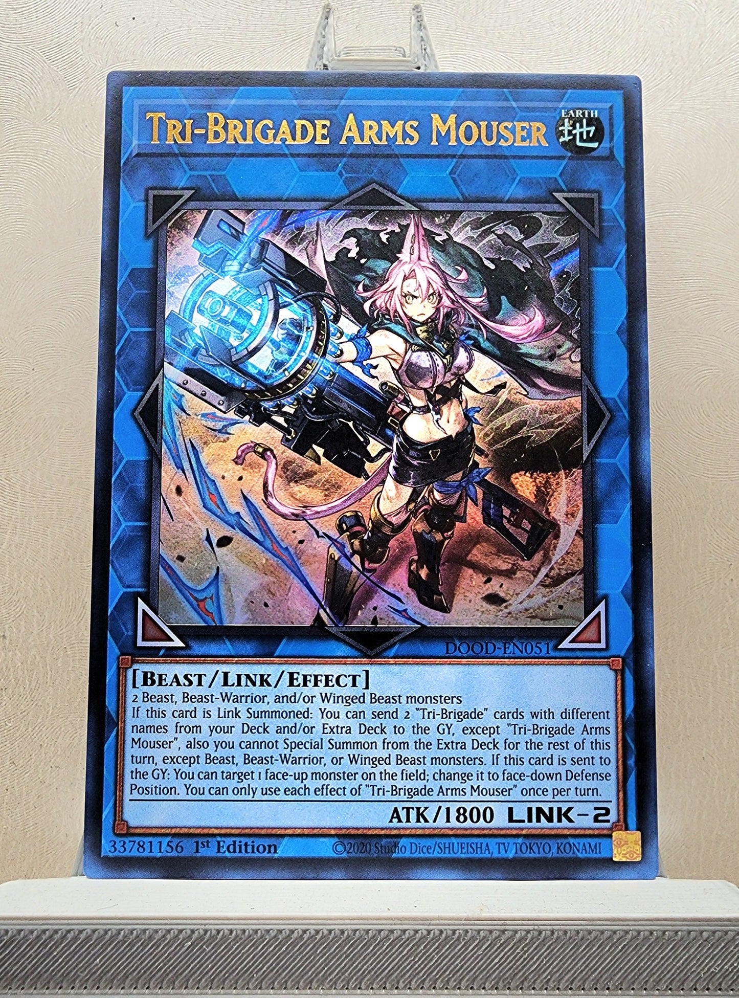 Yugioh! 1x Tri-Brigade Arms Mouser (DOOD - Ultra Rare) 1st Edition