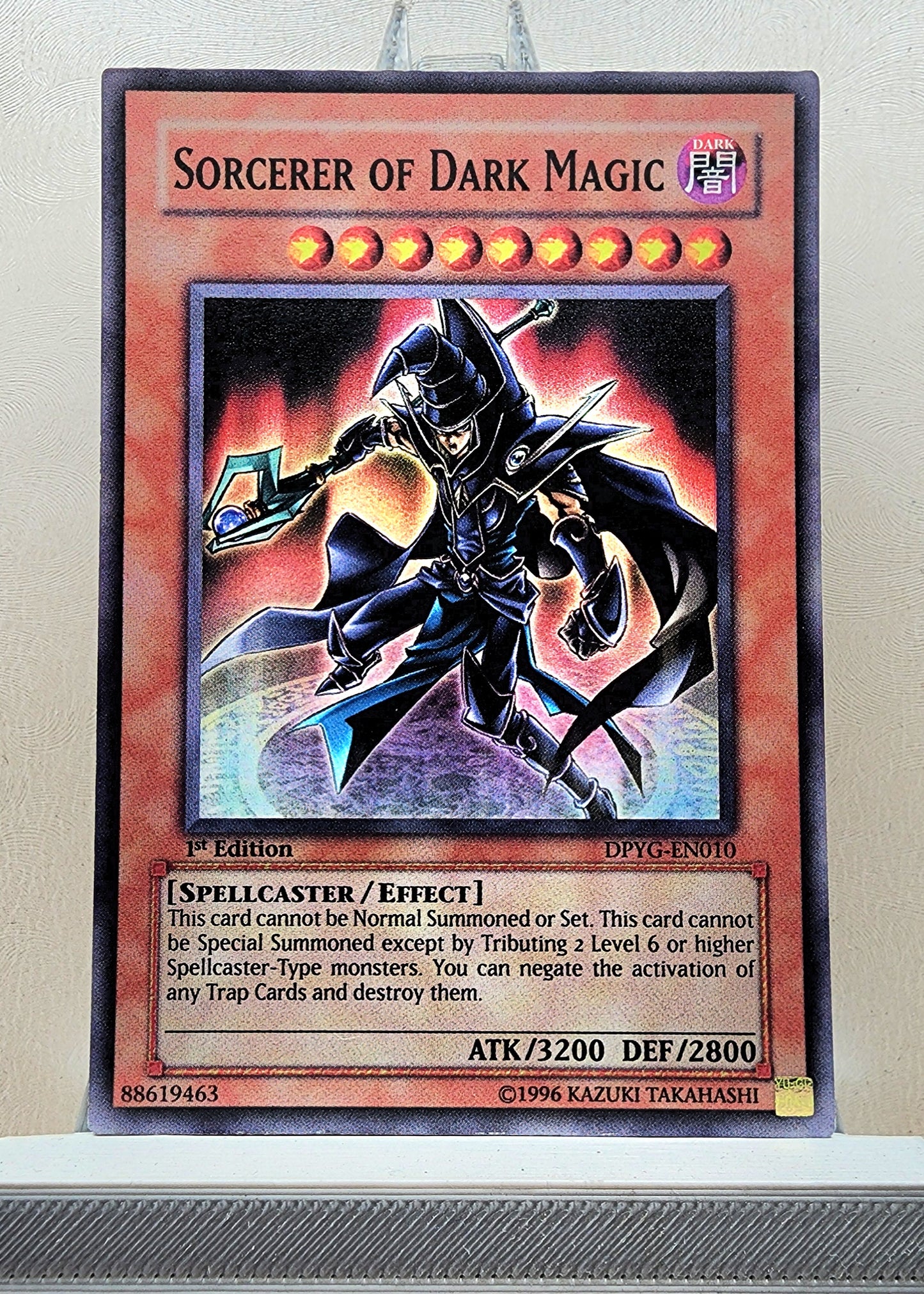 Yugioh! 1x Sorcerer of Dark Magic (DPYG - Super Rare) 1st Edition