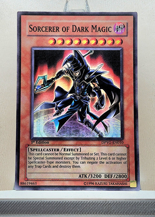 Yugioh! 1x Sorcerer of Dark Magic (DPYG - Super Rare) 1st Edition