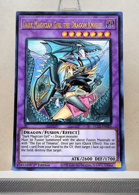 Yugioh! 1x Dark Magician Girl the Dragon Knight Alt Art (DLCS - Ultra Rare) 1st Edition
