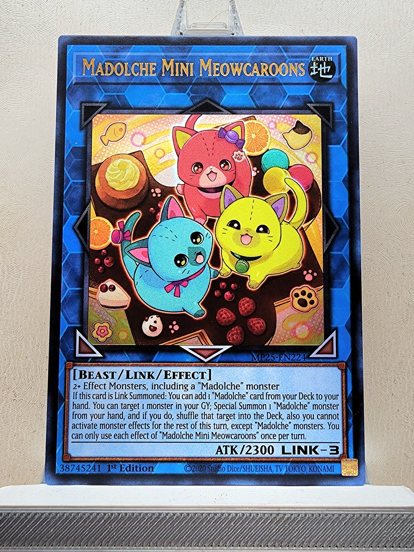 Yugioh! 1x Madolche Mini Meowcaroons (MP25 - Ultra Rare) 1st Edition