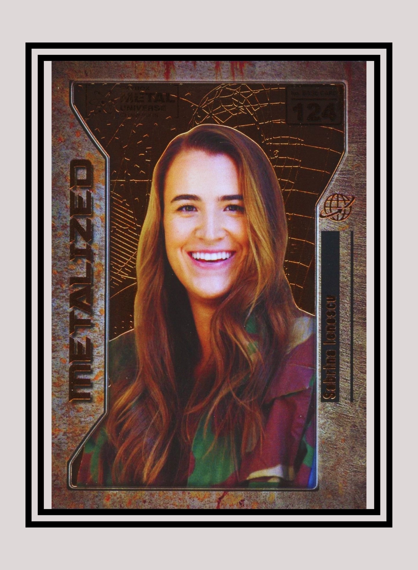 1x Sabrina Ionescu - Metalized Base (#124 - 2021 Skybox Metal Universe Champions)