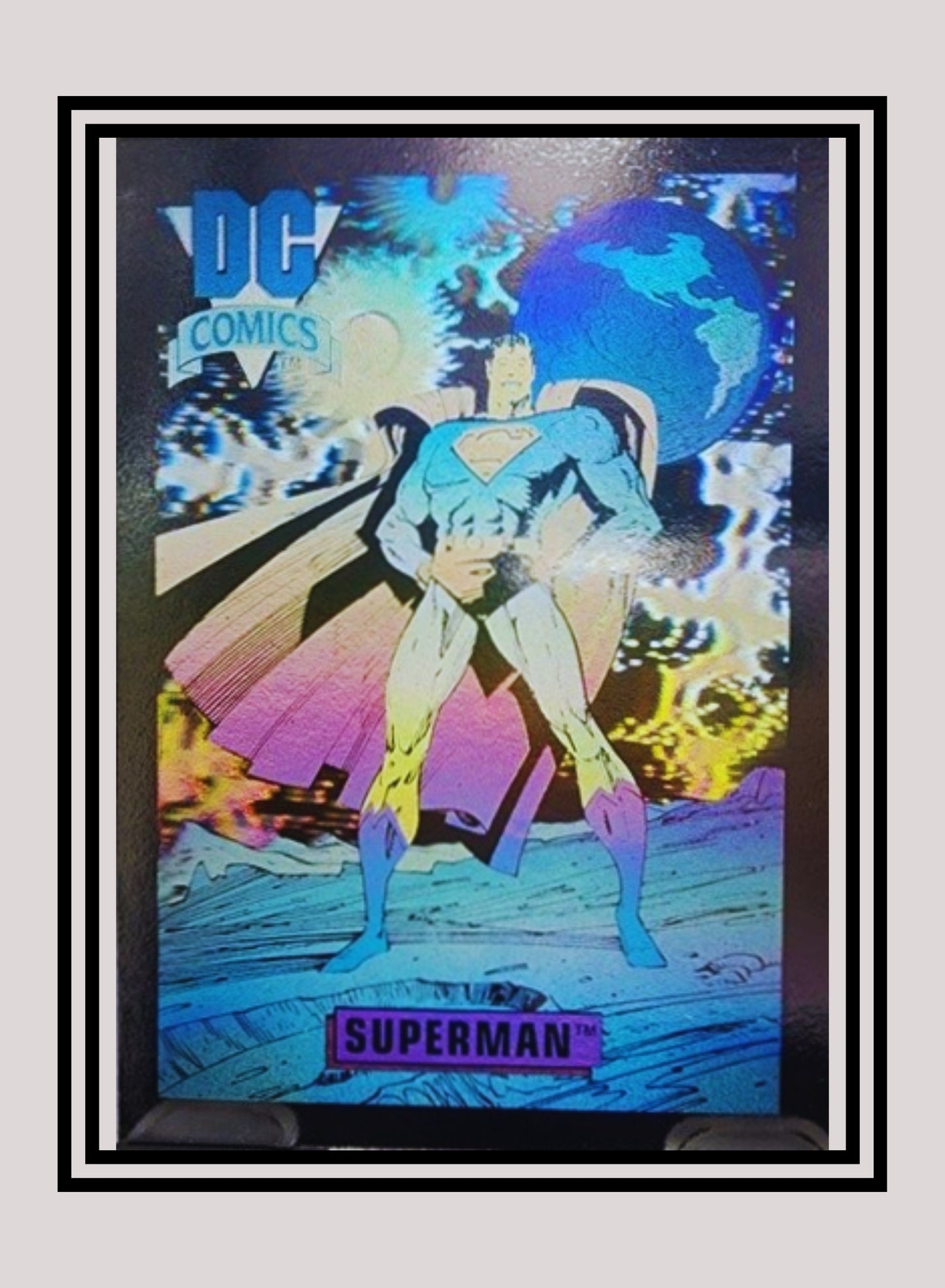 DC! 1x Superman - Hologram (DCH8 - 1991 Impel DC Cosmic Cards)