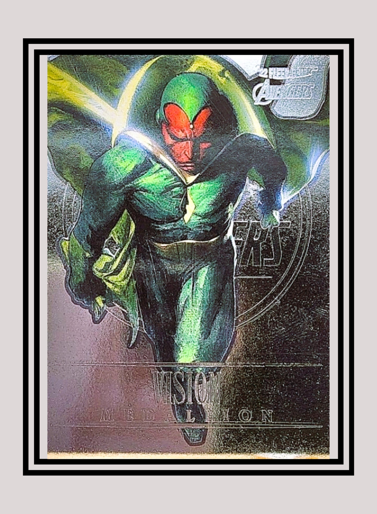 Marvel! 1x Vision - Medallions (#M-47 - 2022 Fleer Ultra Avengers)